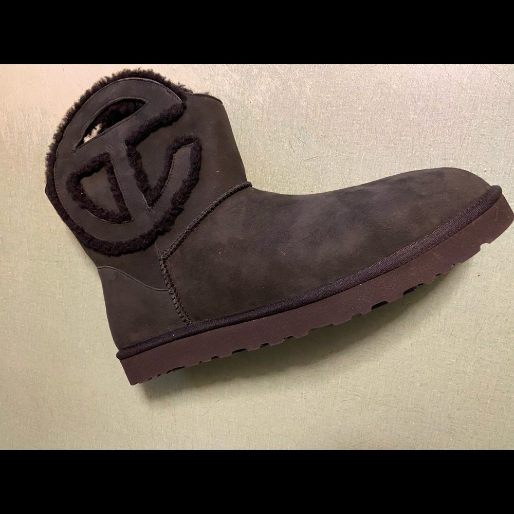 Men’s UGG Boots size 15